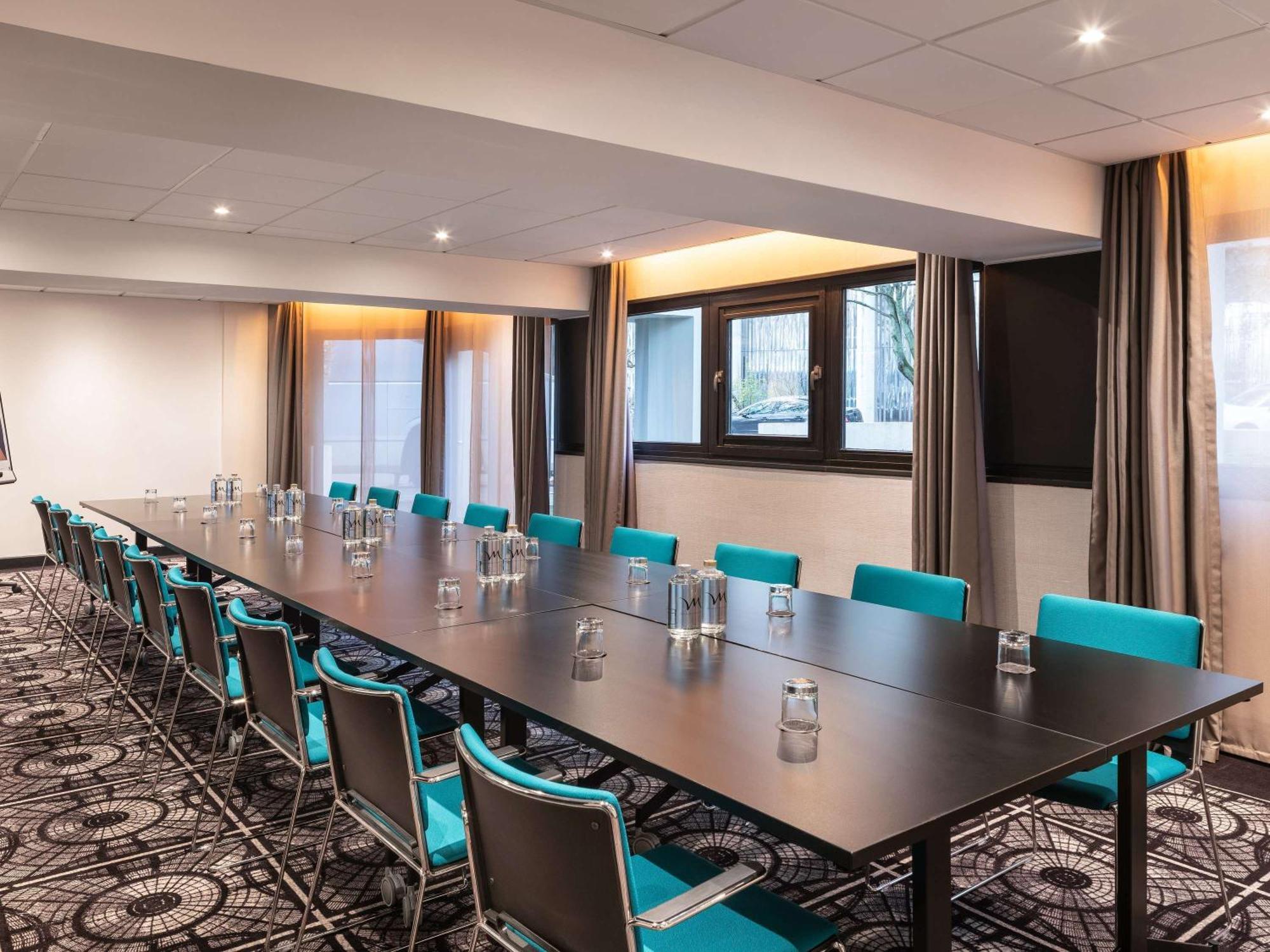 Mercure Paris Porte De Versailles Expo Vanves Bagian luar foto
