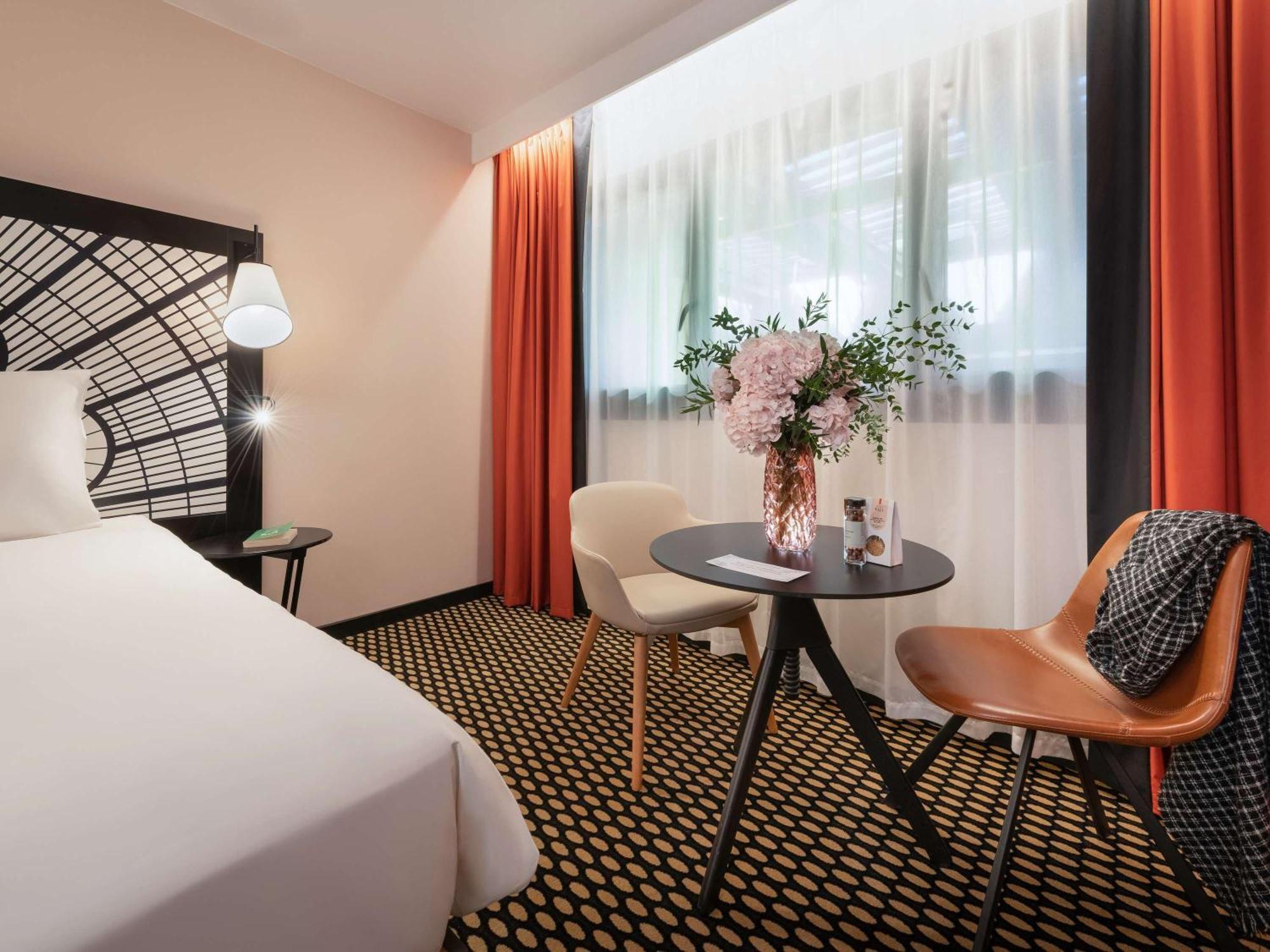 Mercure Paris Porte De Versailles Expo Vanves Bagian luar foto